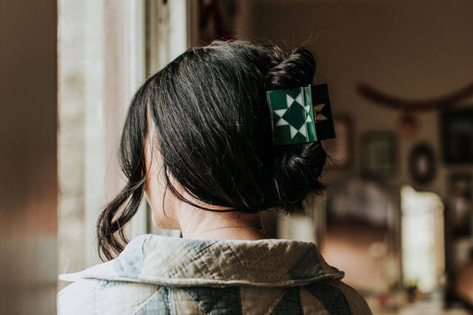 Evergreen Sawtooth Star Claw (M) Hair Clip