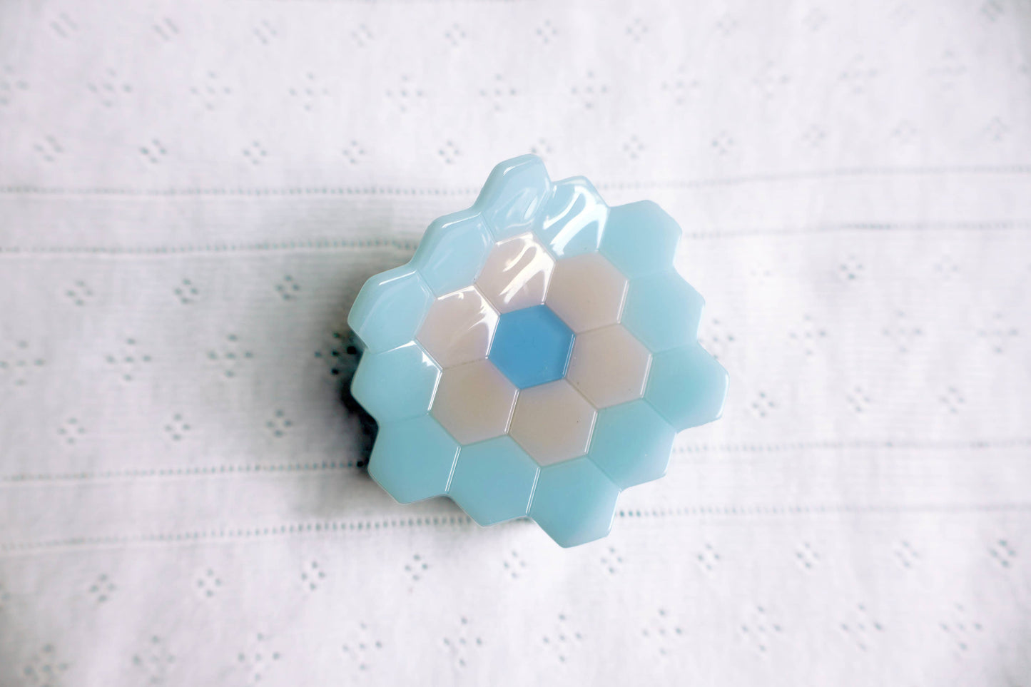 Hexie Claw Hair Clip