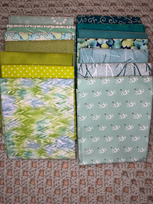 Dealer’s Choice - 12 Fat Quarter Bundle Blues & Greens