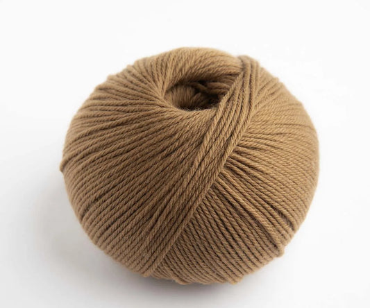 Caramel | Yarnalia Wooly 100% Superwash Merino Wool