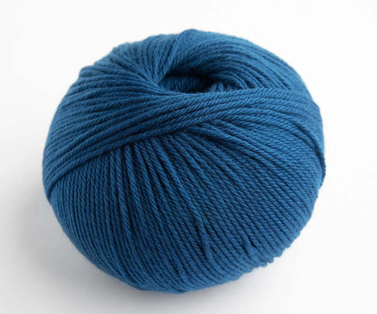 Dark Teal | Yarnalia Wooly 100% Superwash Merino Wool