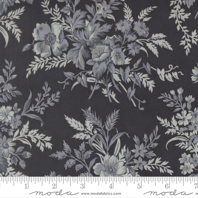 Breathtaking Blues Midnight Quilting Fabric 44400 15