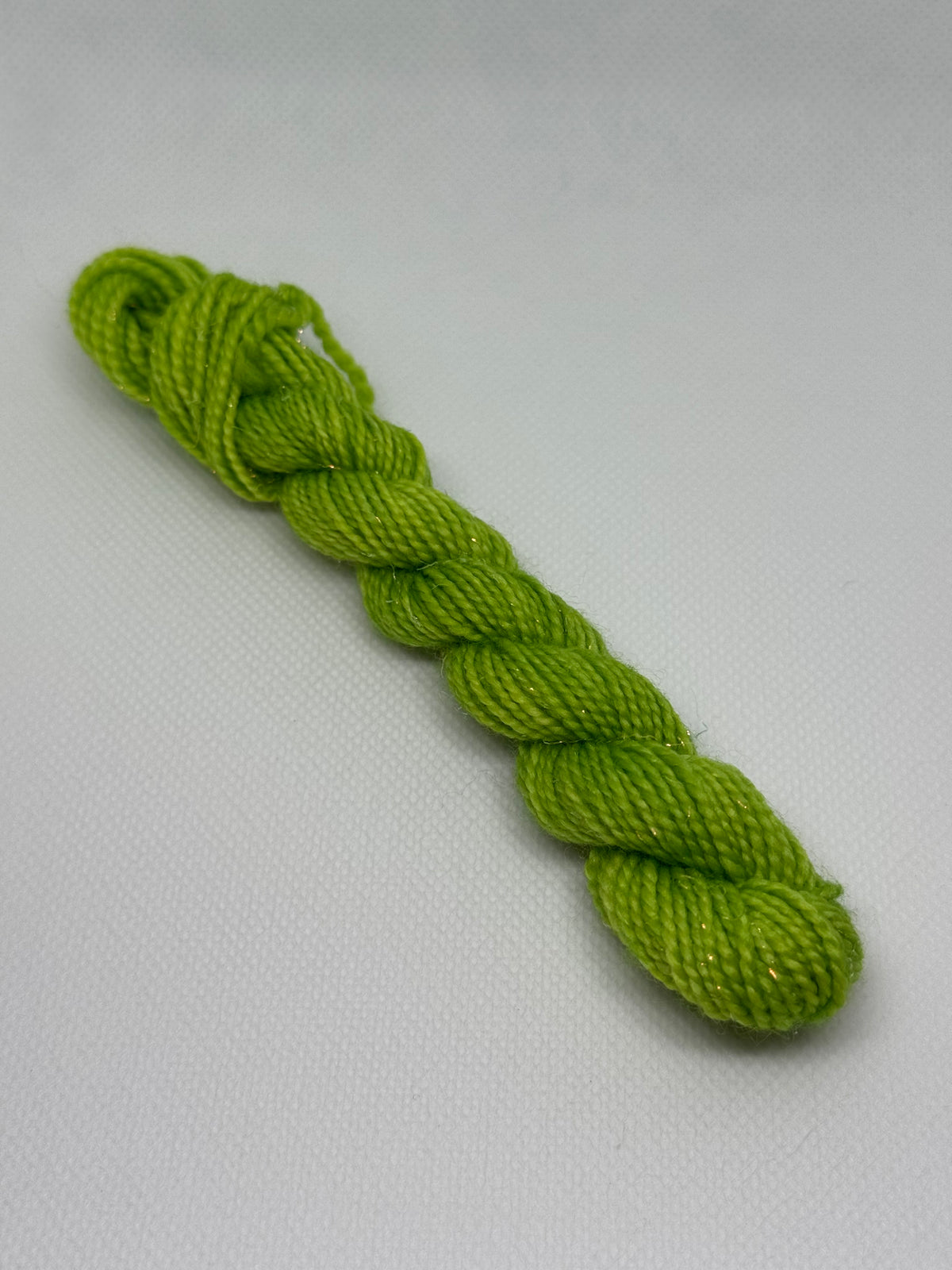 Sparkle (75% Wool, 15% Nylon, 10% Sparkle, 13 + 18 mesh) Habernashery Hand Dyed Needlepoint Thread