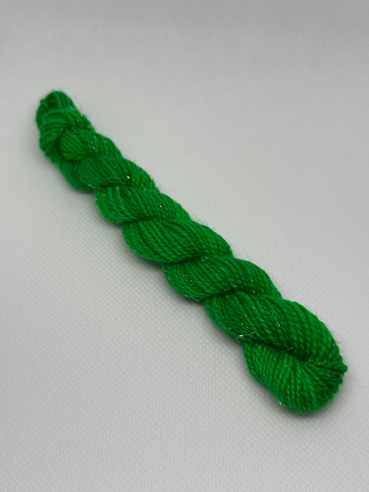 Sparkle (75% Wool, 15% Nylon, 10% Sparkle, 13 + 18 mesh) Habernashery Hand Dyed Needlepoint Thread