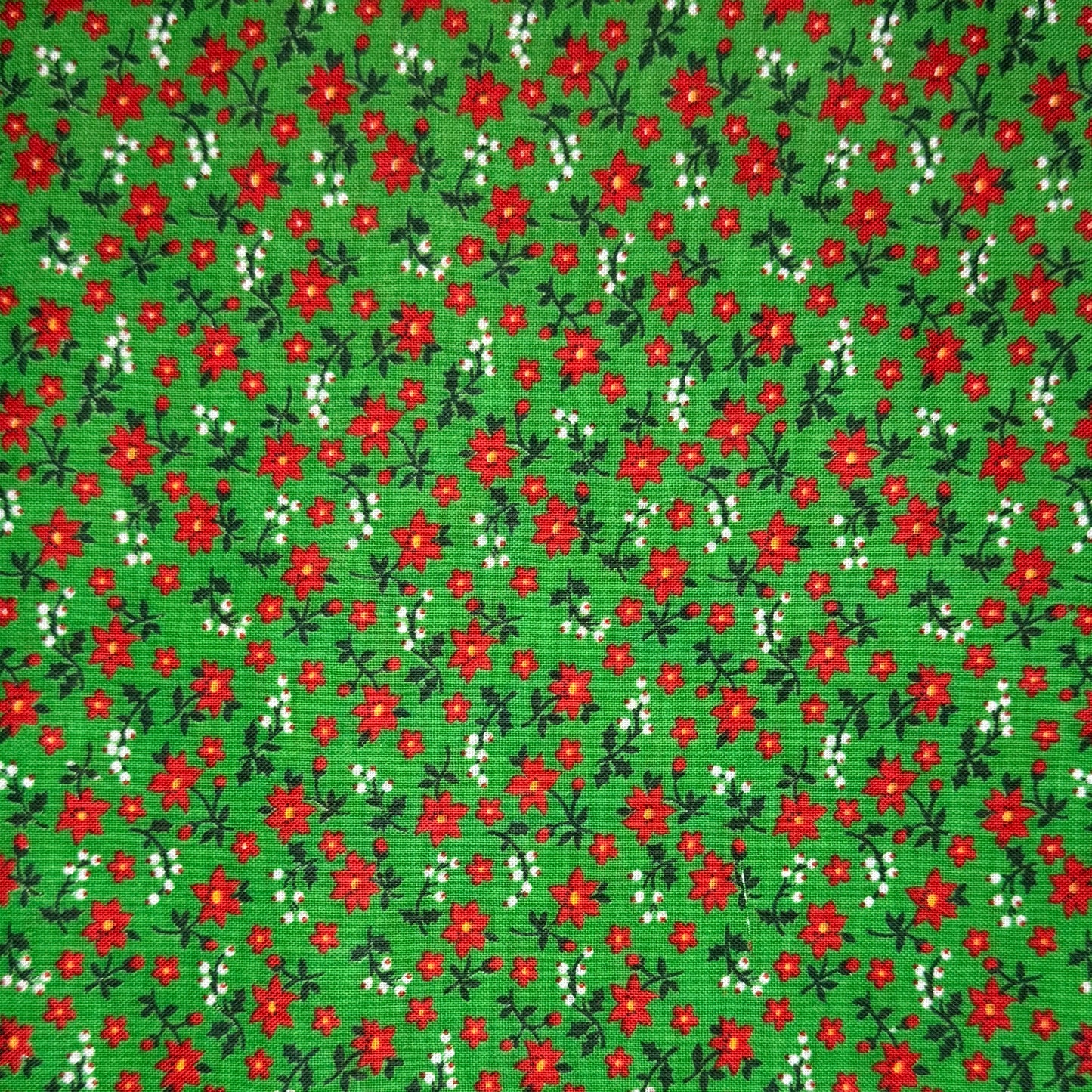 Vintage Fabric - Berries & Red Flowers