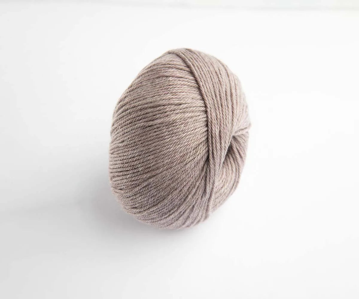 Lavender | Yarnalia Wooly 100% Superwash Merino Wool